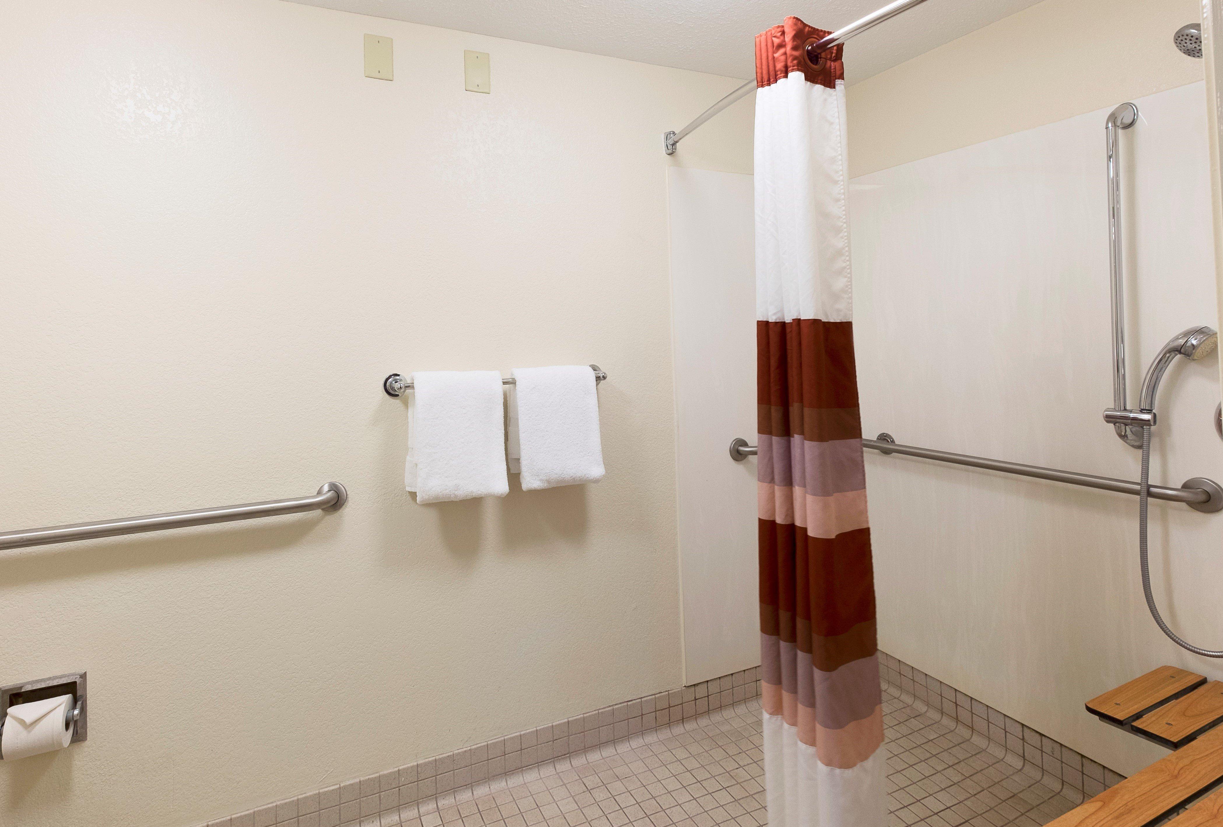 Red Roof Inn Plus+ Pittsburgh South - Airport Imperial Exterior photo